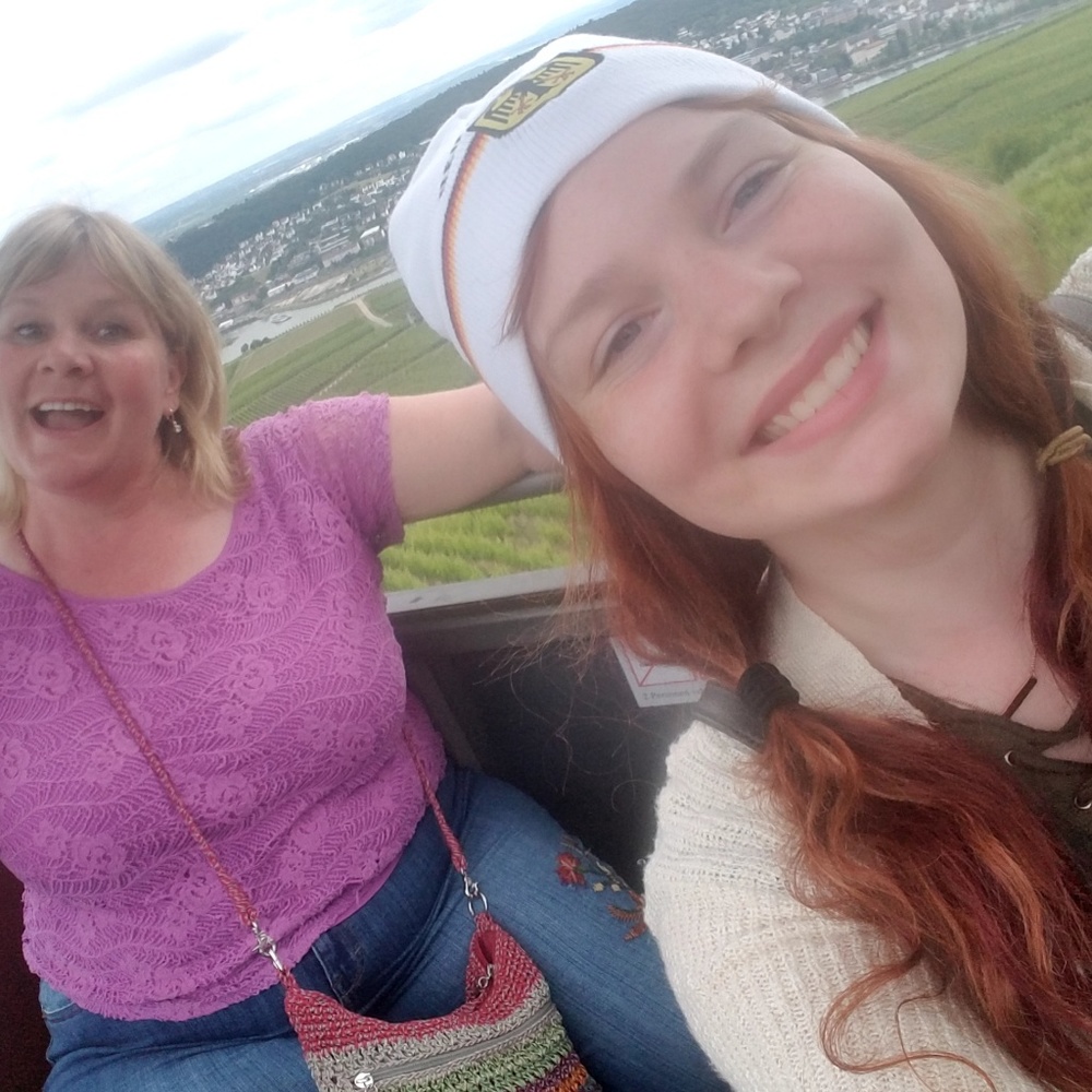 Meet your Posher, Lilly